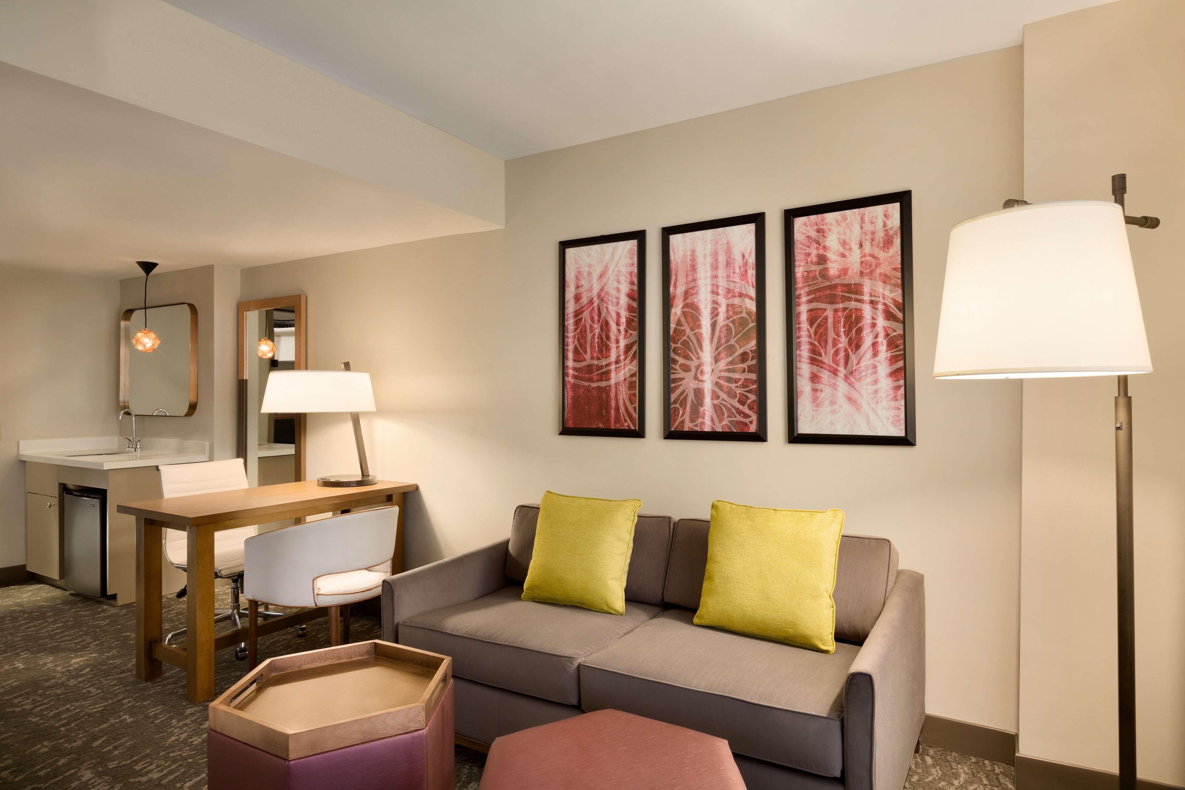 Embassy Suites By Hilton Phoenix Downtown North Exterior foto